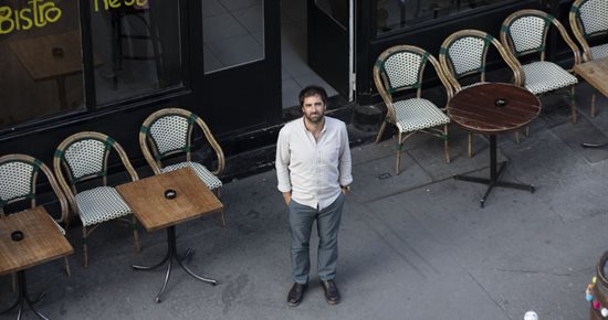 La fille d’en face le bistrot du coin