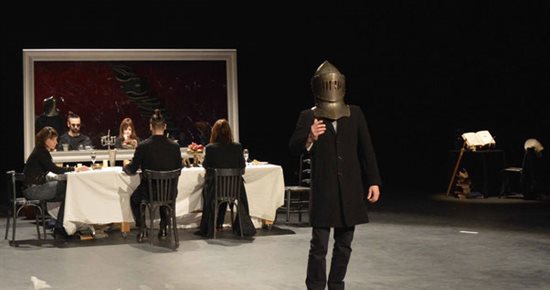 Hamlet sur la table